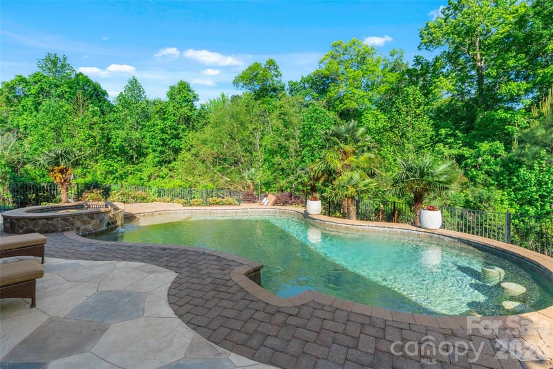 2037 Rocky Stream Rd, York, SC 29745