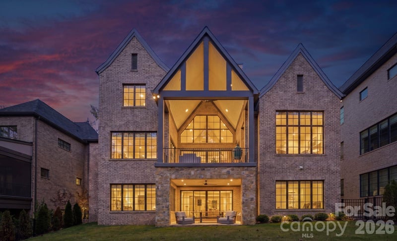6010 Old Providence Ln, Charlotte, NC 28226