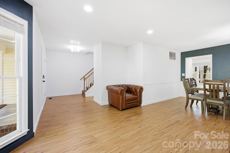 110 Southwick Ct, Fletcher, NC 28732