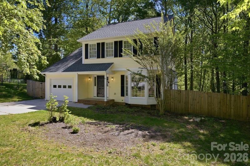 110 Southwick Ct, Fletcher, NC 28732