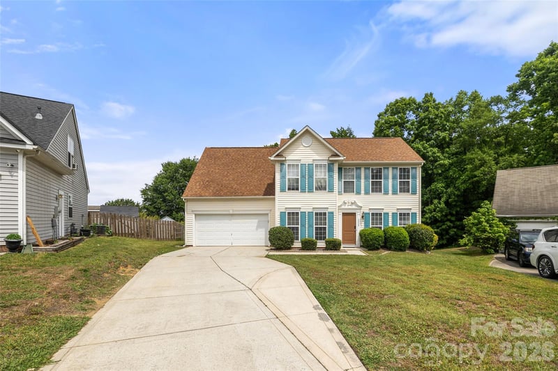 1315 Red Tallen Ct, Charlotte, NC 28214
