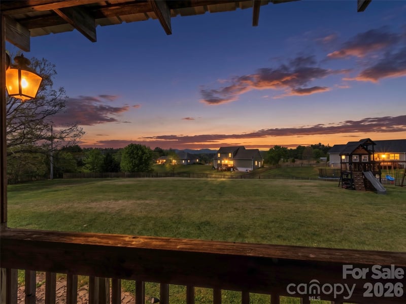 120 Lillie Ln, Marshall, NC 28753