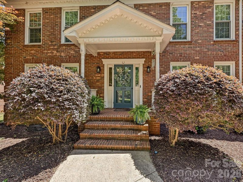 6304 Dovefield Rd, Charlotte, NC 28277