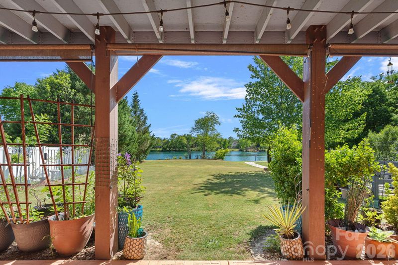 8220 Ruby Valley Rd, Charlotte, NC 28277