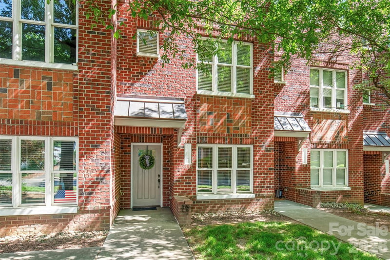 100 N Laurel Ave #102, Charlotte, NC 28207