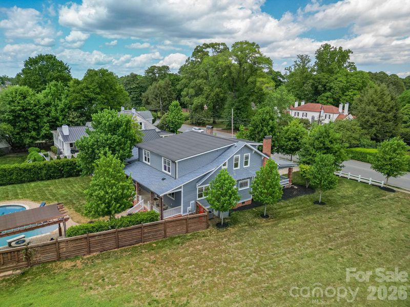 307 N Main St, Belmont, NC 28012