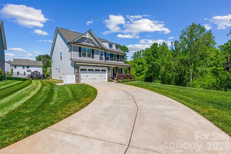 3007 Birch Creek Dr, Gastonia, NC 28054