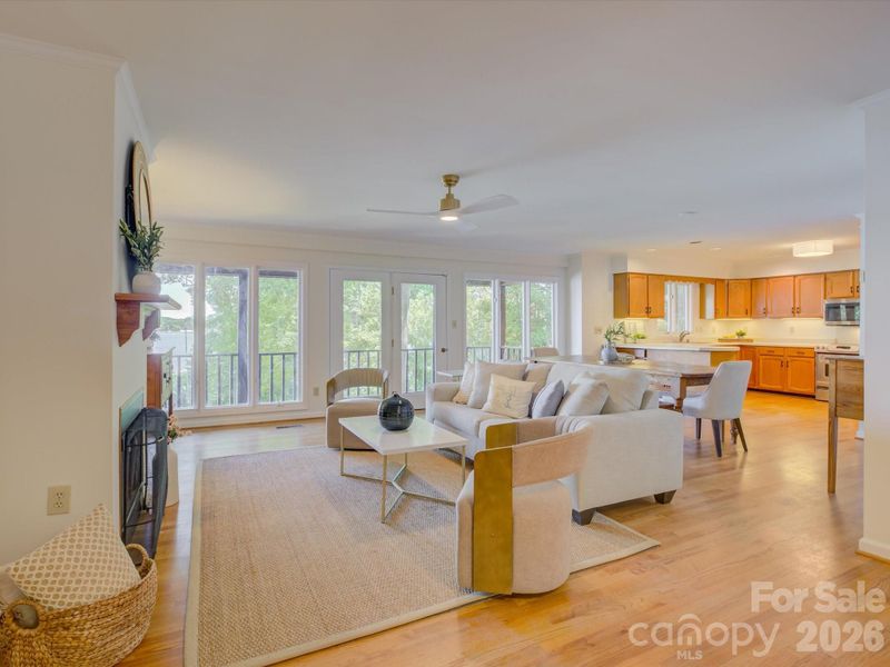 3940 Sandy Point Dr, York, SC 29745