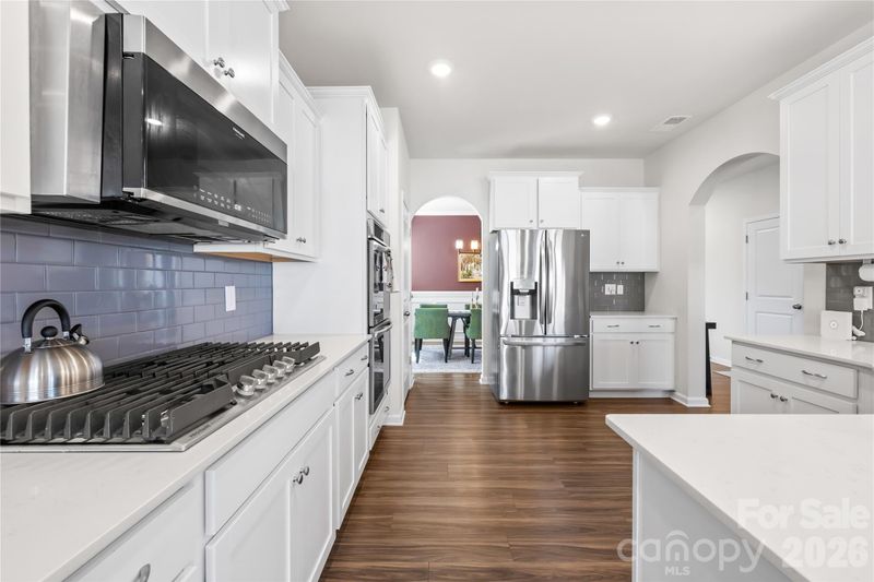 12111 Bishop Castle Dr, Charlotte, NC 28273