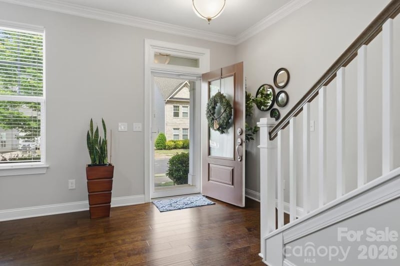 8737 Aspinwall Dr, Charlotte, NC 28216