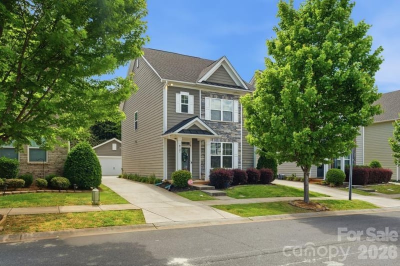 8737 Aspinwall Dr, Charlotte, NC 28216
