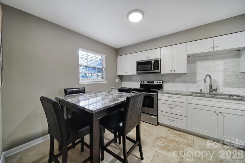 11005 Hunter Trl, Charlotte, NC 28226