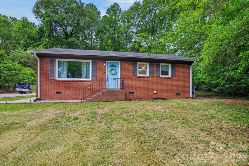 214 Brookwood Rd, Belmont, NC 28012