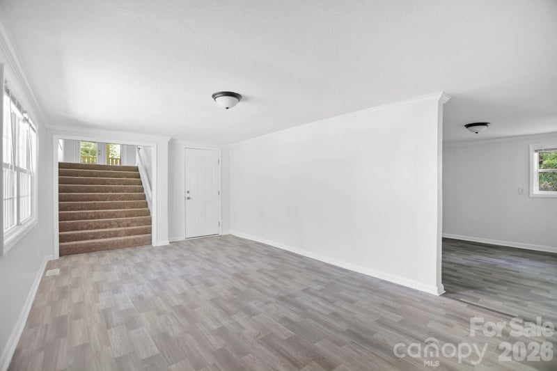 1007 N Fork Rd, Barnardsville, NC 28709