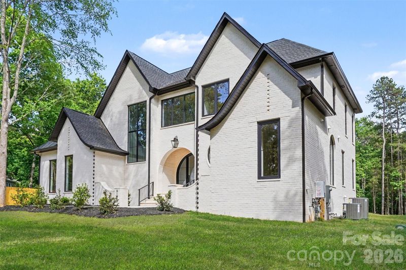 8124 Asheley Glen Dr, Mint Hill, NC 28227