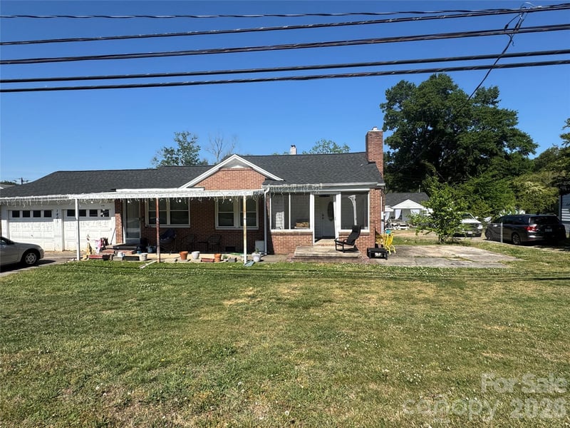 1405 Hickory Grove Rd, Gastonia, NC 28056