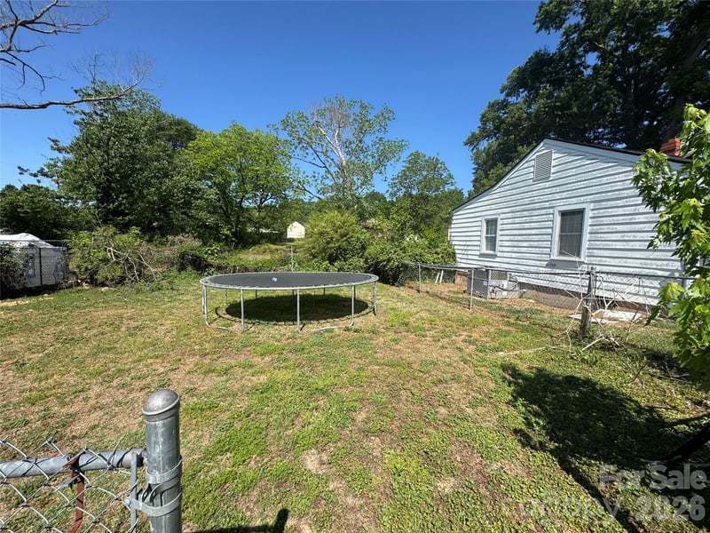 1405 Hickory Grove Rd, Gastonia, NC 28056