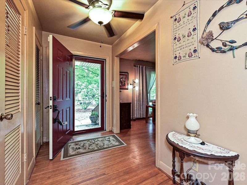 720 Aintree Rd, Charlotte, NC 28215