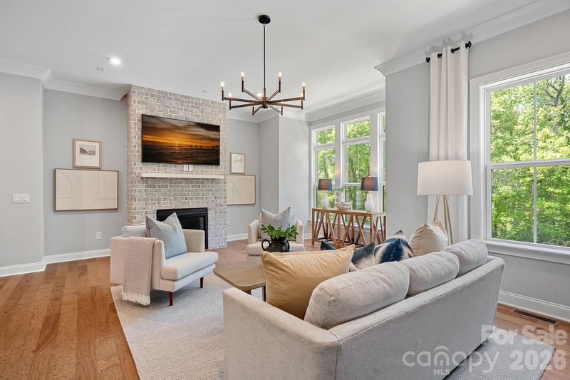 2543 Deacon Ave, Charlotte, NC 28204