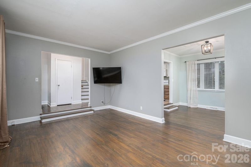 1258 Cambridge St, Gastonia, NC 28054