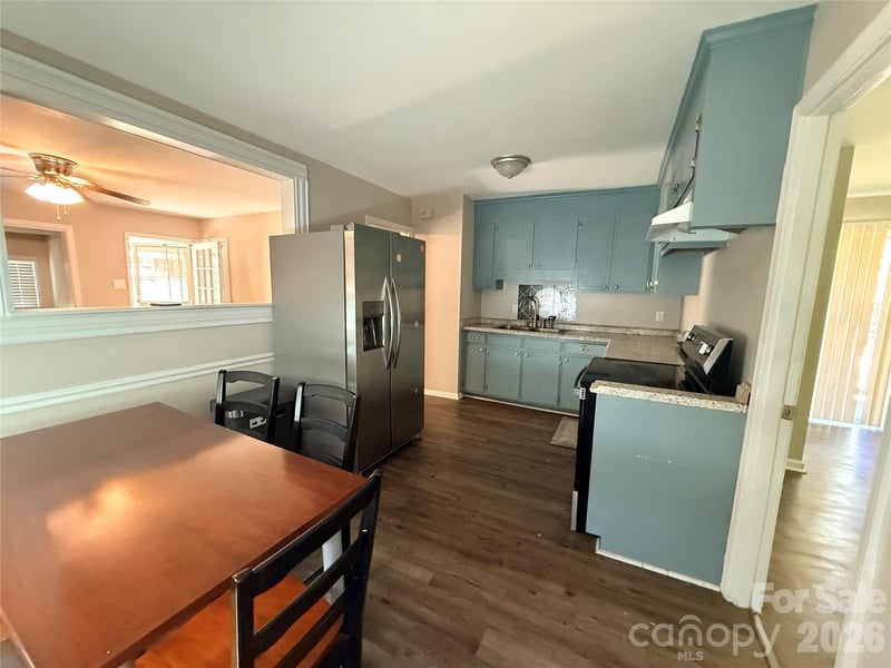 1120 Claremont Rd, Charlotte, NC 28214