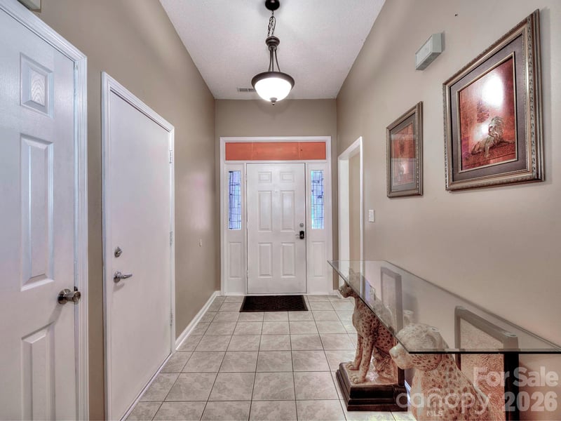 3102 Mintleaf Dr, Charlotte, NC 28269