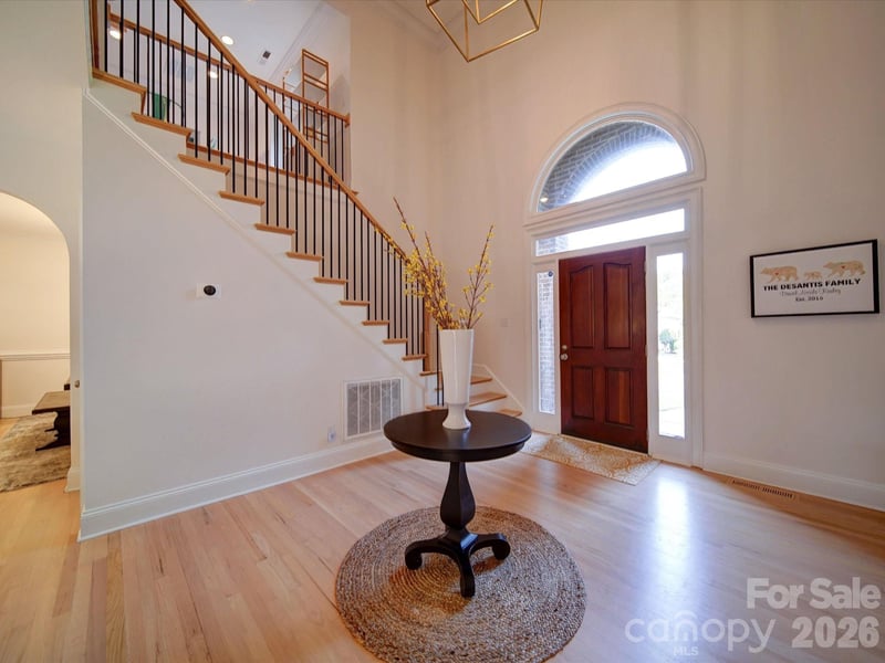 15708 Eagleview Dr, Charlotte, NC 28278