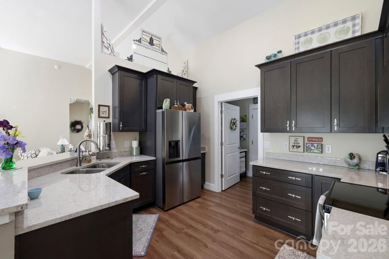 143 Beechnut Dr, Hendersonville, NC 28739