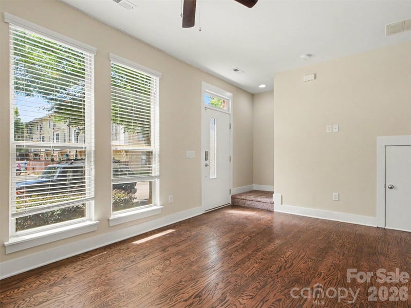 951 Warren Burgess Ln, Charlotte, NC 28205