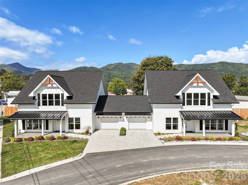 11 and 15 Riemar Ln, Waynesville, NC 28786