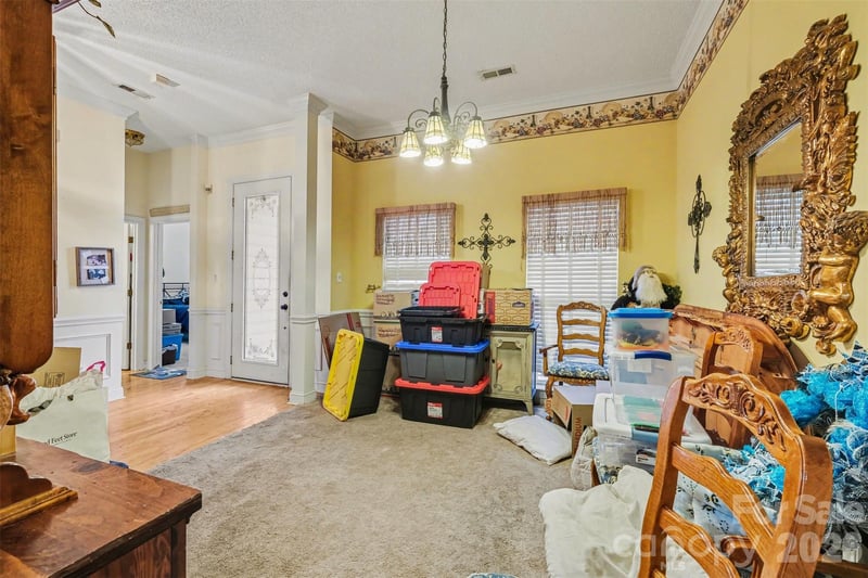 12310 Panthersville Dr, Charlotte, NC 28269