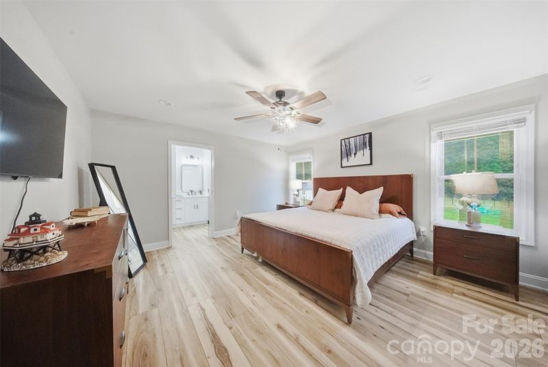 2343 Shoal Rd, Crouse, NC 28033