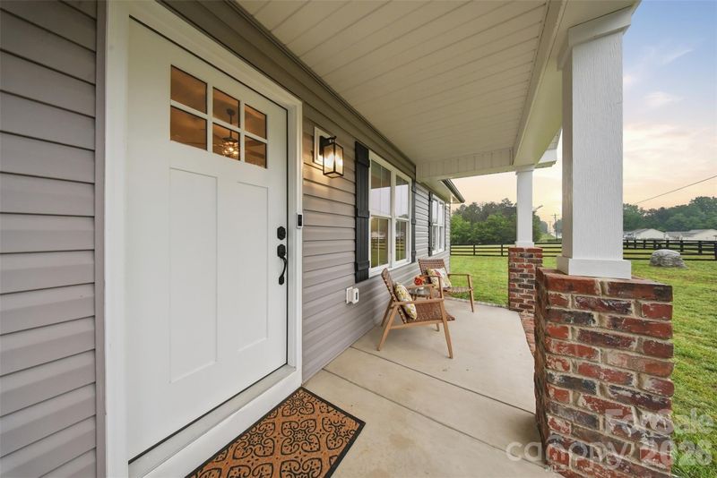 2343 Shoal Rd, Crouse, NC 28033