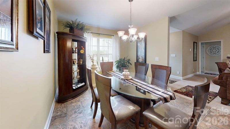 227 Periwinkle St, Lincolnton, NC 28092