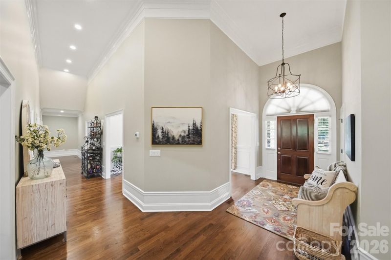890 18th Avenue Ct NW, Hickory, NC 28601