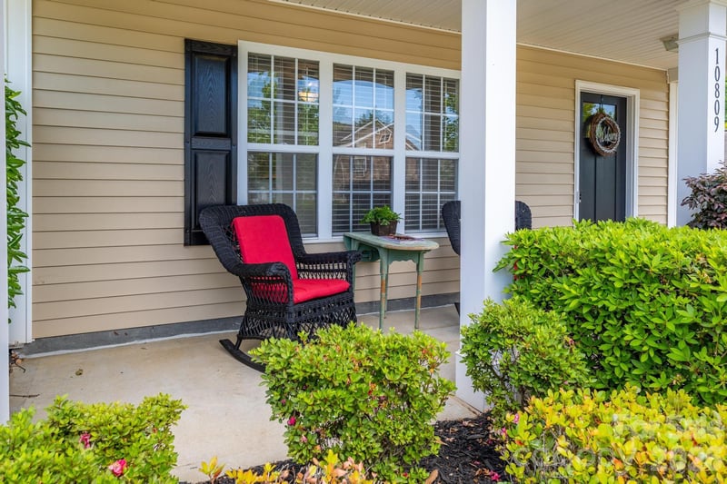 10809 Traders Ct, Davidson, NC 28036