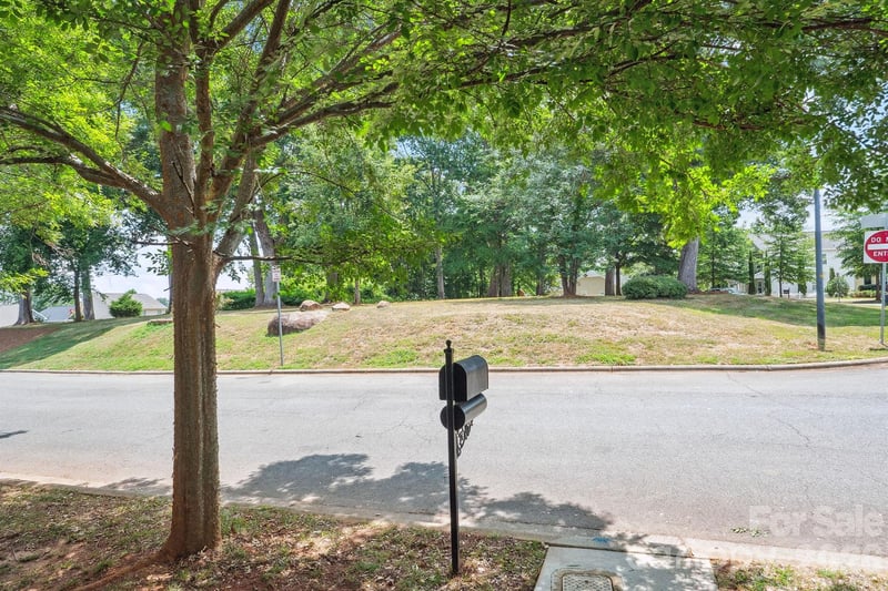 11612 Galashiels Dr, Huntersville, NC 28078