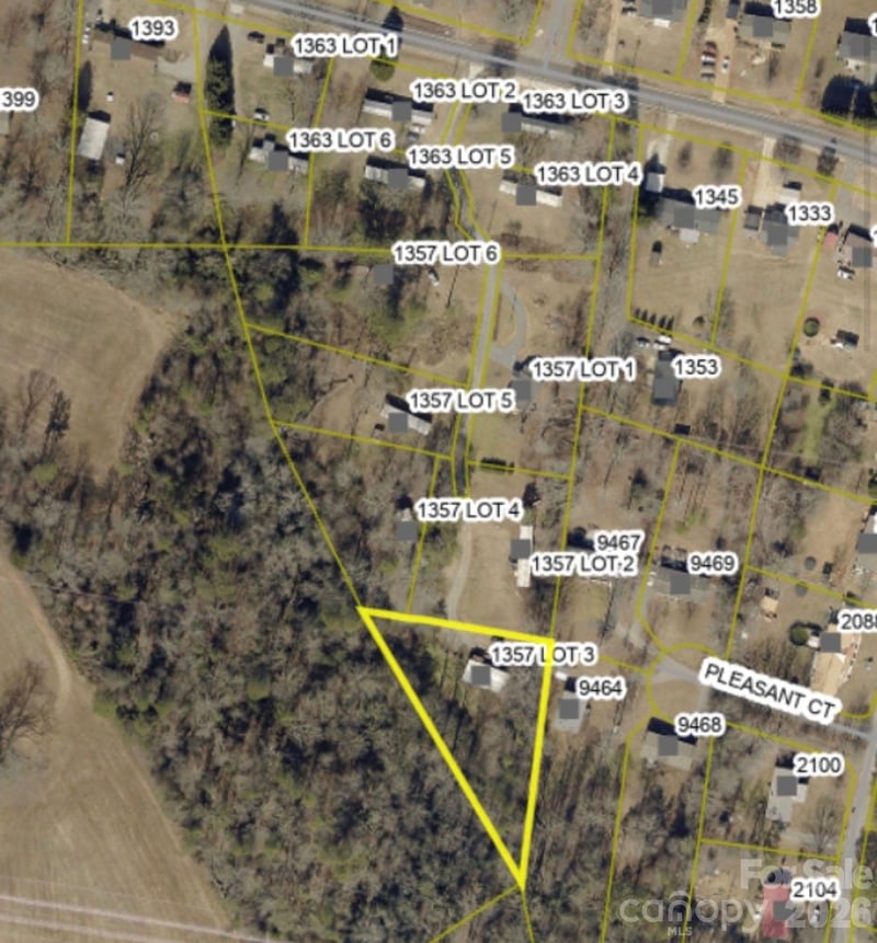 1357 Airport Rhodhiss Rd #2, Hickory, NC 28601