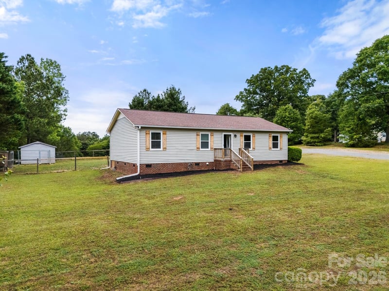 5129 Harmony Church Rd, Edgemoor, SC 29712