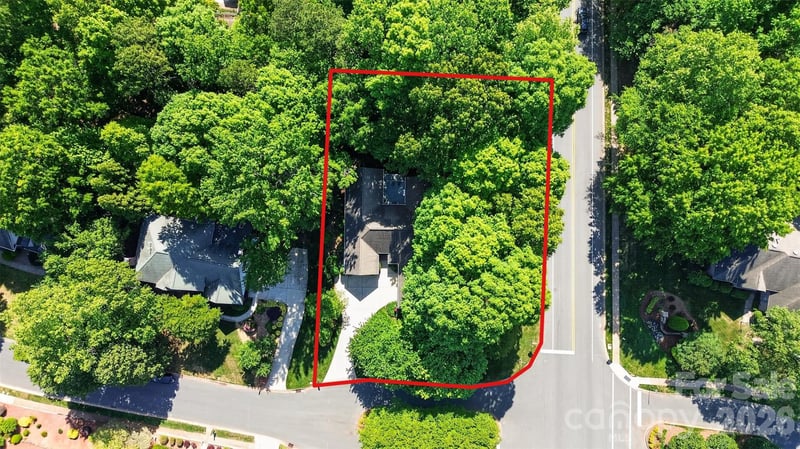 8902 Taunton Dr, Huntersville, NC 28078