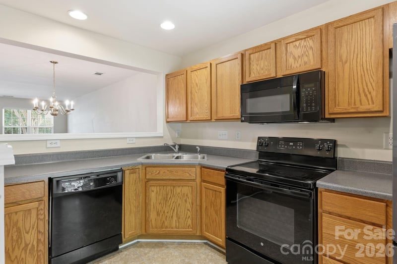 2548 Brackley Pl NW, Concord, NC 28027