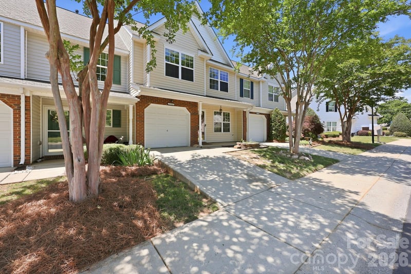 2540 Brackley Pl NW, Concord, NC 28027