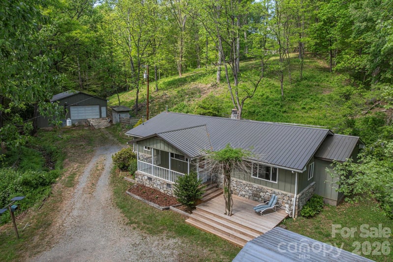155 Old Starnes Cove Rd, Asheville, NC 28806