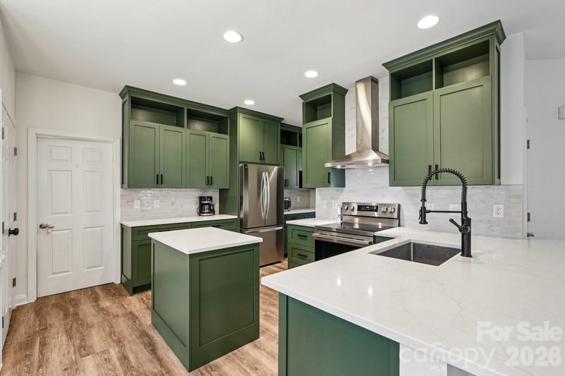 551 Dovefield Dr, Indian Trail, NC 28079