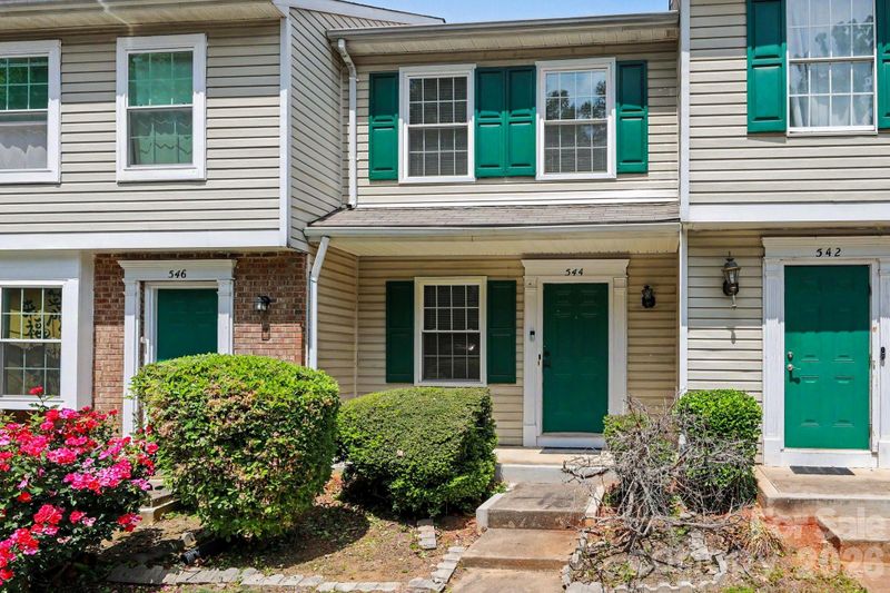 544 Lex Dr, Charlotte, NC 28262