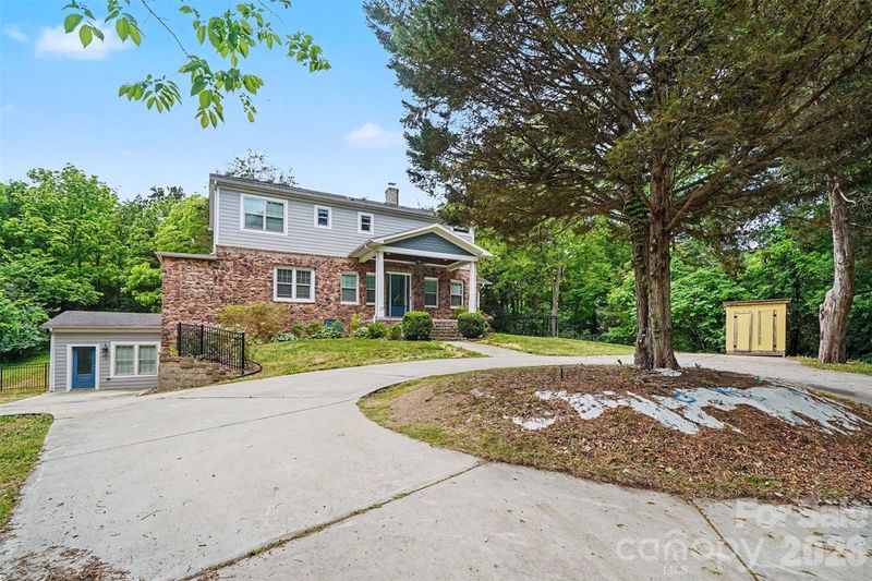786 Ideal Dr SE, Concord, NC 28025