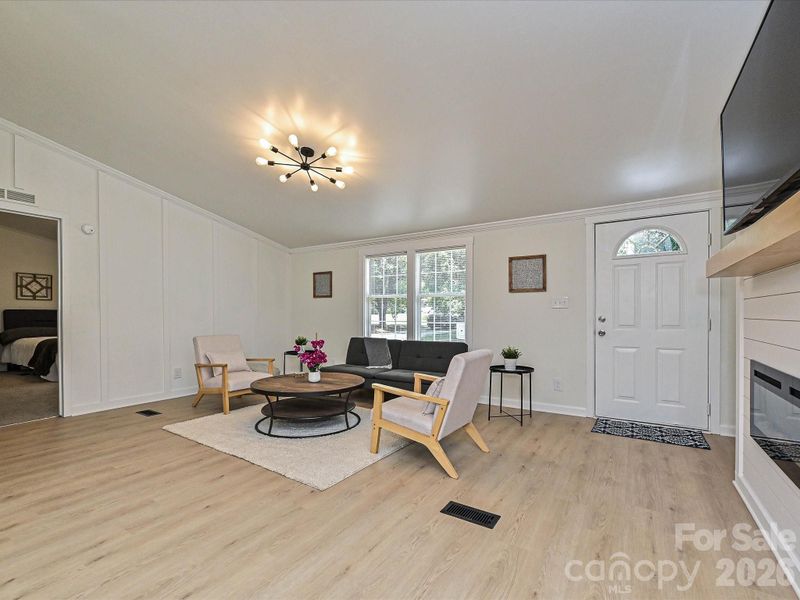 4076 Ritchfield Dr, Lincolnton, NC 28092