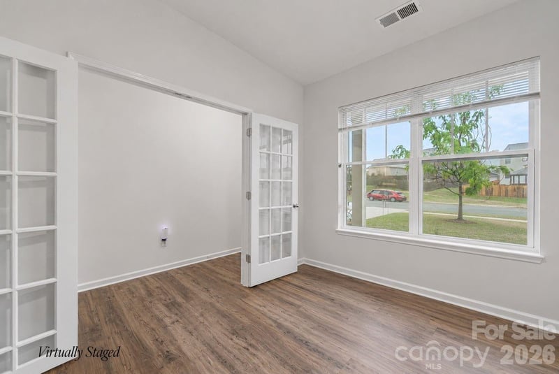 65 Valleywood Dr, Waynesville, NC 28786
