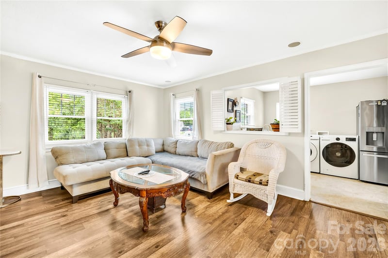 145 Driftwood Dr, Mooresville, NC 28117