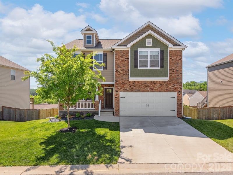 348 Tavernier Ln, Candler, NC 28715